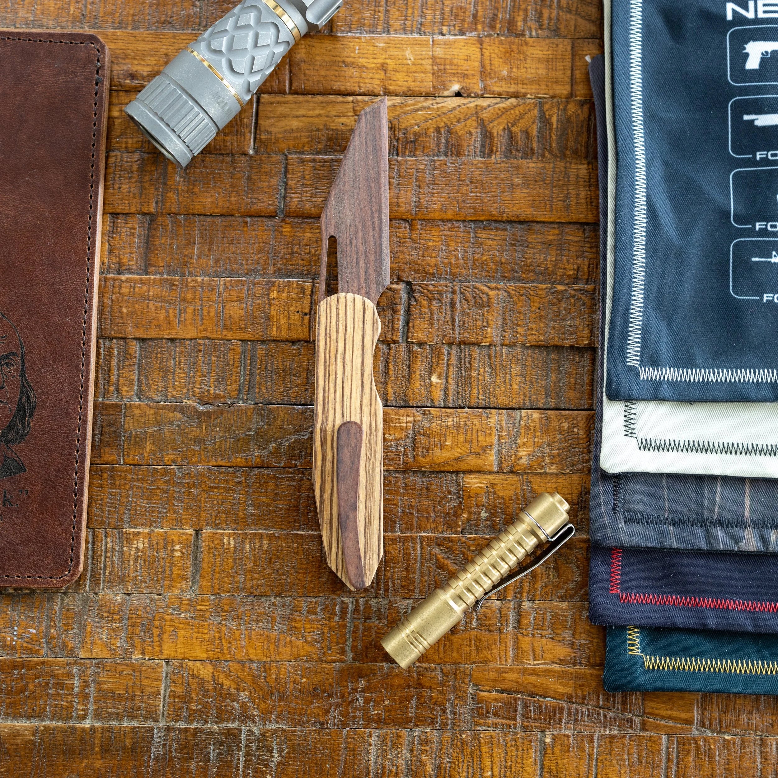 Magnafold God of Mischief Fidget Knife - Renegade Provisions Co.
