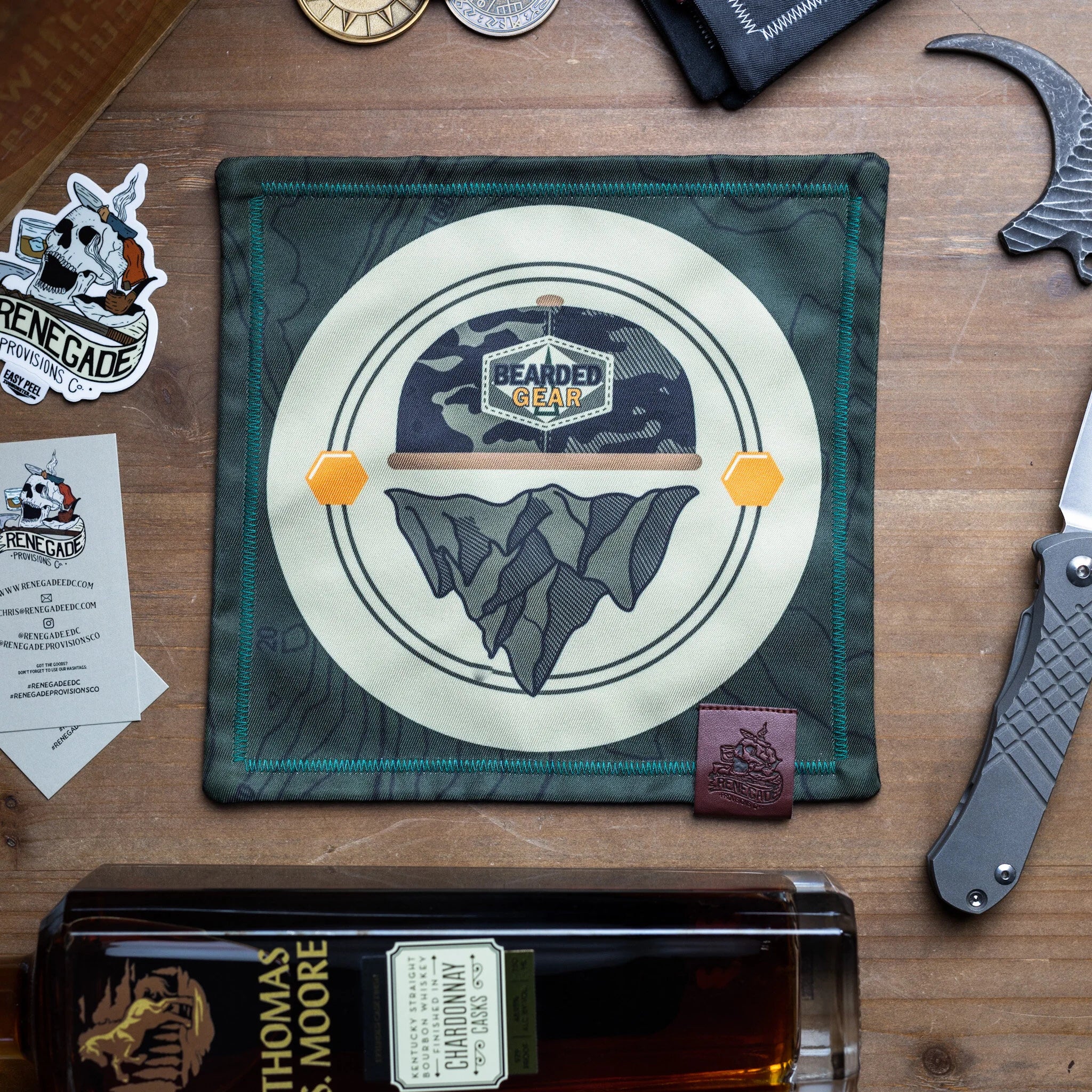 Medium Gloves, Fill em Out!