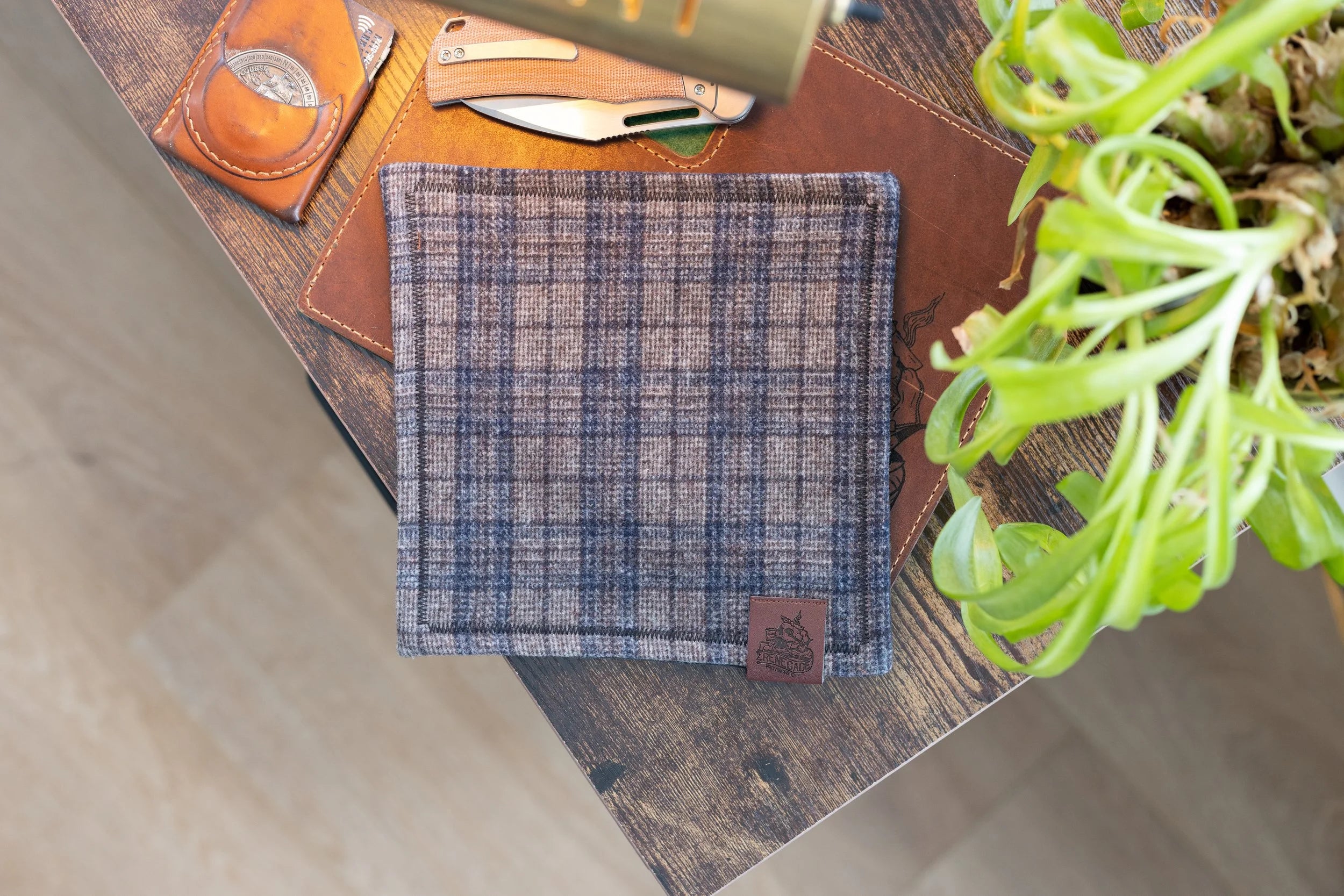 Blue Gray Check, Wool Hank